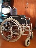 Инвалидное кресло-коляска "KY 957"